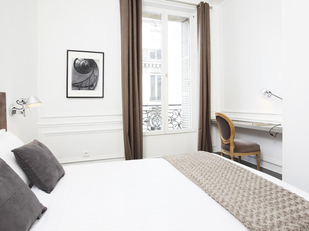 Livinparis - Luxury 3 Bedrooms Le Louvre I الغرفة الصورة